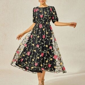 Chic Black Floral Midi Dress